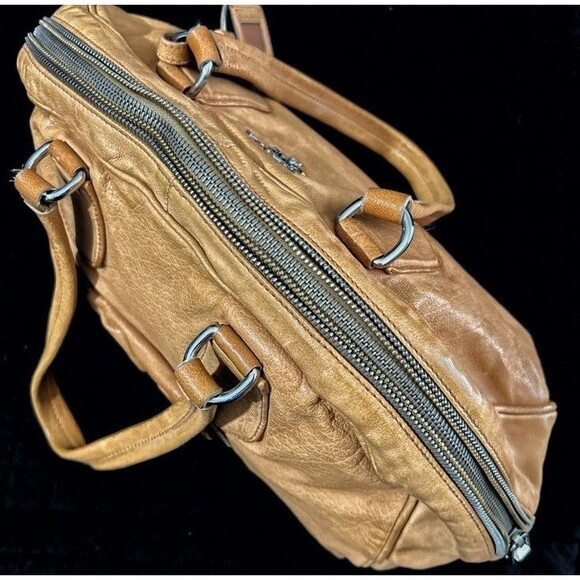 Prada Genuine Leather Shoulder/Handbag In Camel Zip Closure With Lock Luxury - Picture 8 of 16